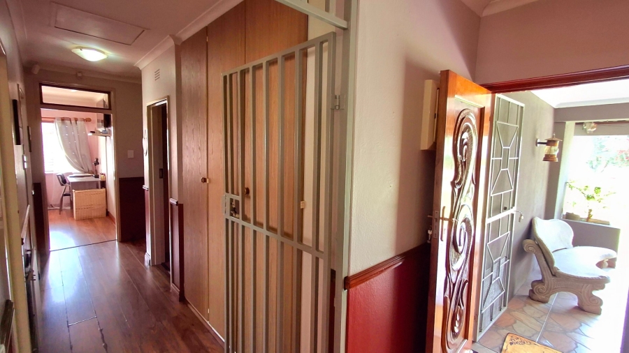 3 Bedroom Property for Sale in Roodia Free State